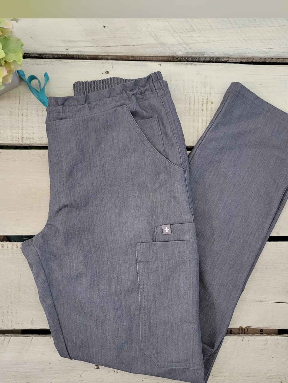 FIGS Technical Collection Yola Skinny Scrub Pants in a gray colorway, size XS/P